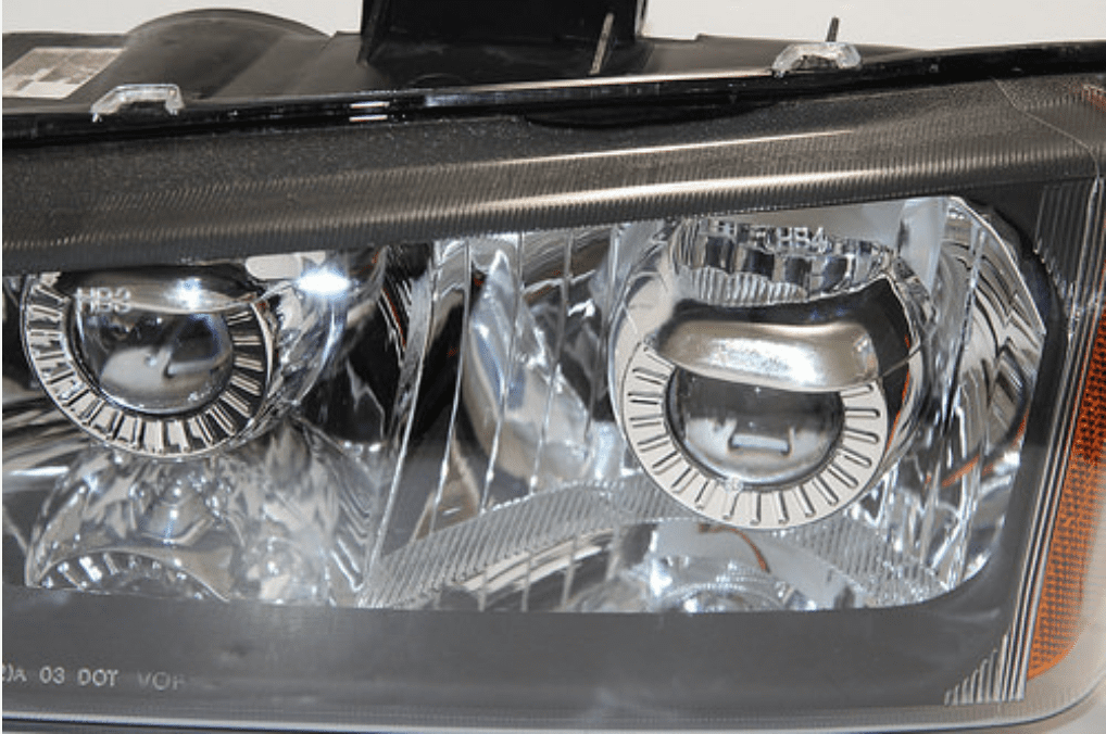 2003-2006 Chevrolet Silverado Retrofit HID Projector Headlights