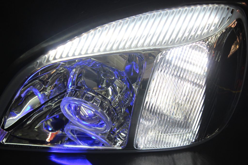 2000-2005 Cadillac Deville Switchback LED Headlights